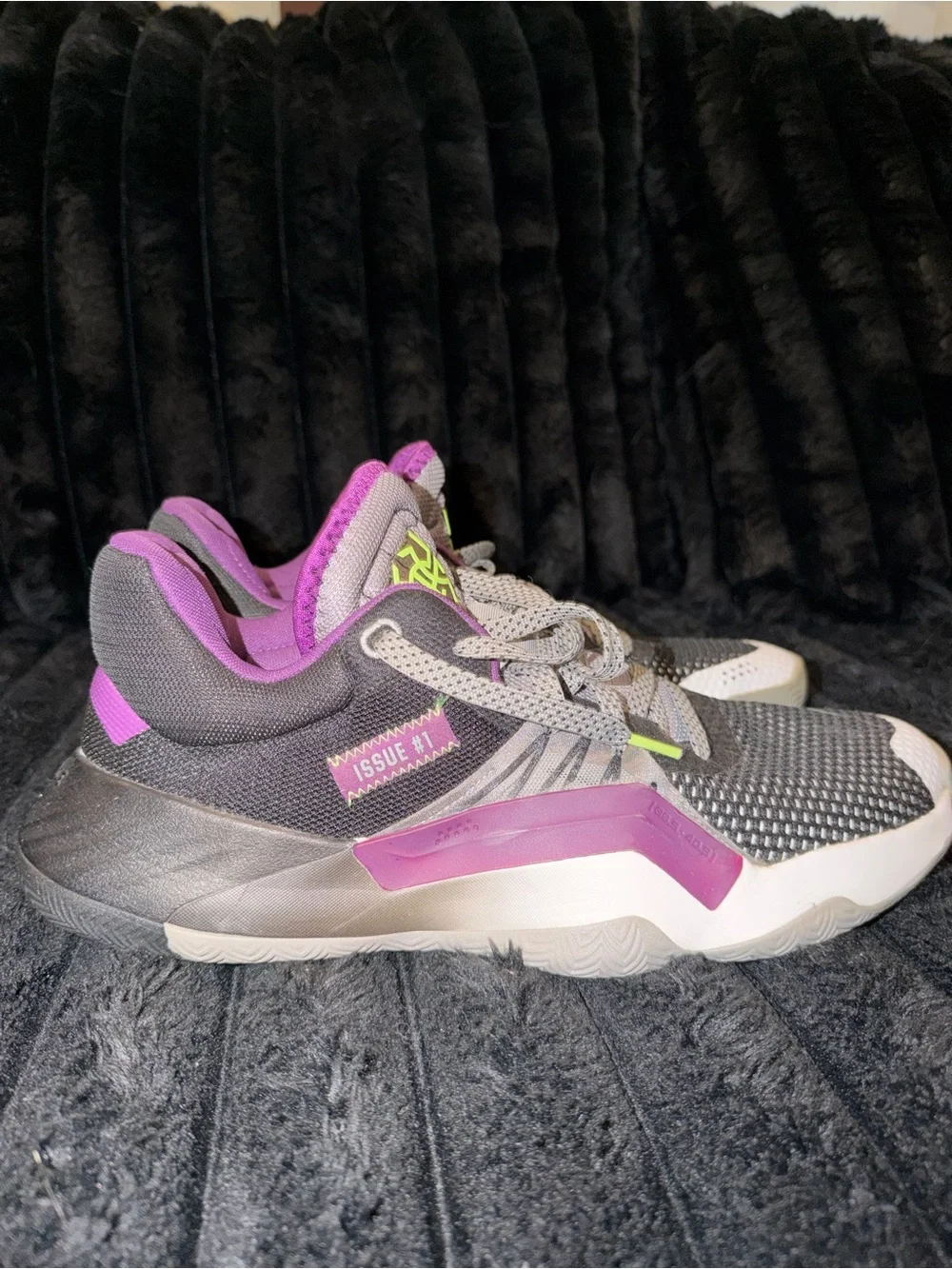 Adidas D.O.N. Issue 1 Joker Donovan Mitchell Basketball Shoes US Size 11